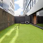 Luxury Ultramodern In Club House With Pool